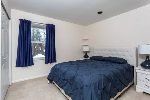 Bedroom - 4 Maple Brook Ln, Franklin, MA 02038 photo 3 of 6
