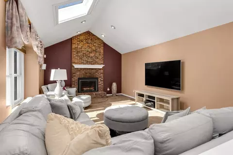 Other - 4 Maple Brook Ln, Franklin, MA 02038 photo 7 of 12