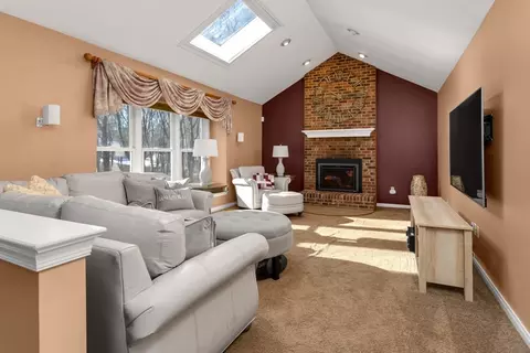 Other - 4 Maple Brook Ln, Franklin, MA 02038 photo 5 of 12