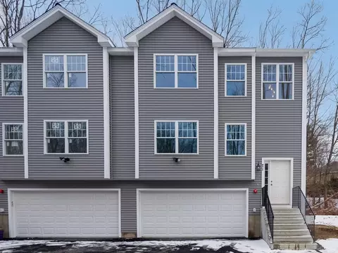 75 Shrine Ave #75, West Boylston, MA 01583