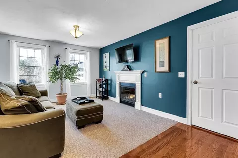 25 Haywood Cir, Mendon, MA 01756 photo 21