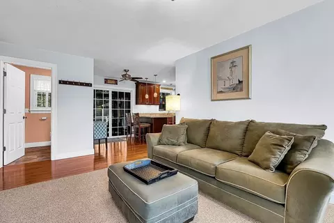 25 Haywood Cir, Mendon, MA 01756 photo 23
