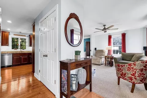 25 Haywood Cir, Mendon, MA 01756 photo 15
