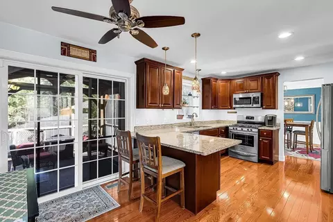25 Haywood Cir, Mendon, MA 01756 photo 7