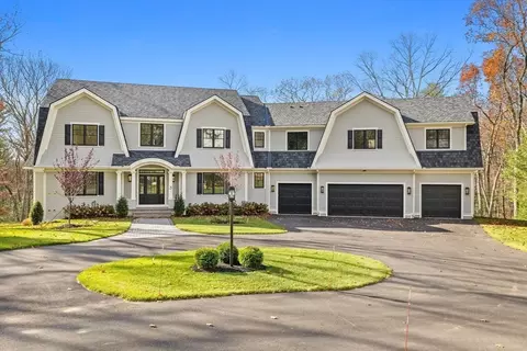 3 Aston Ct, Andover, MA 01810