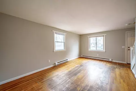 63-65 E Bay Path Ter, Springfield, MA 01109 photo 5
