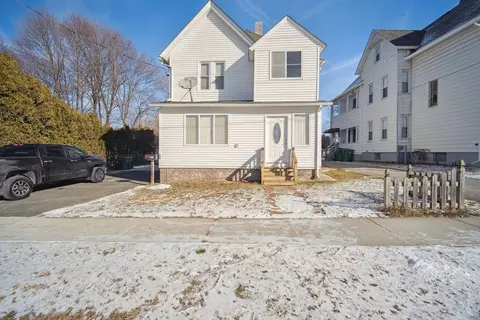 143 Hampden St, Chicopee, MA 01013