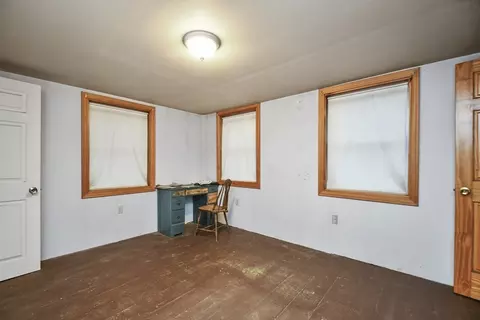 Bedroom - 56 Pine Hill Rd, Orange, MA 01364 photo 3 of 5