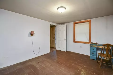 Bedroom - 56 Pine Hill Rd, Orange, MA 01364 photo 5 of 5
