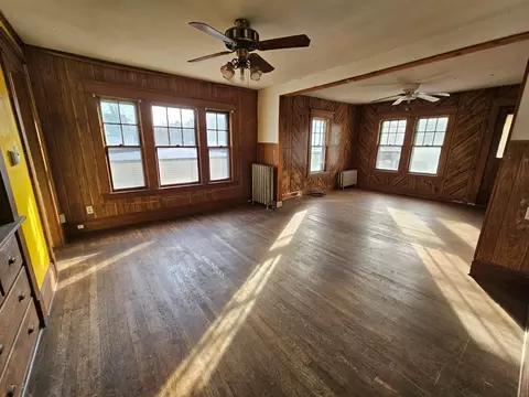Living - 73-75 Kenyon St, Springfield, MA 01109 photo 6 of 8
