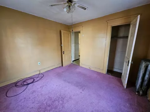 Bedroom - 73-75 Kenyon St, Springfield, MA 01109 photo 2 of 8