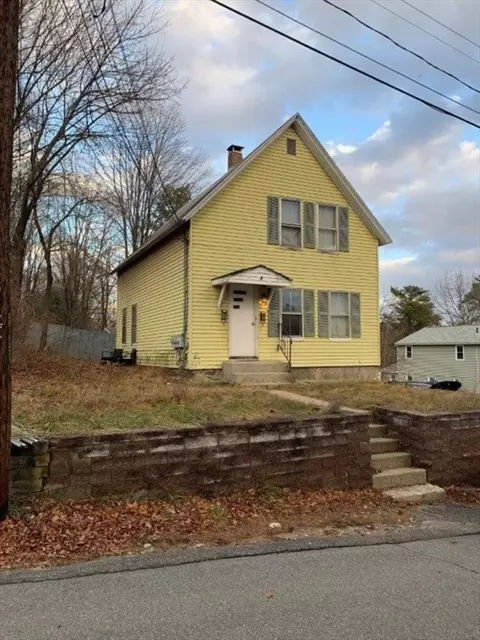 4 Clark, Derry, NH 03038