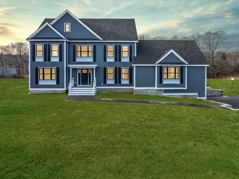 84 Merrimac Rd, Haverhill, MA 01830