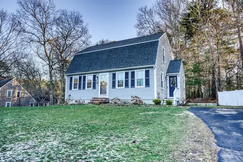 88 Kathleen Dr, Plymouth, MA 02360