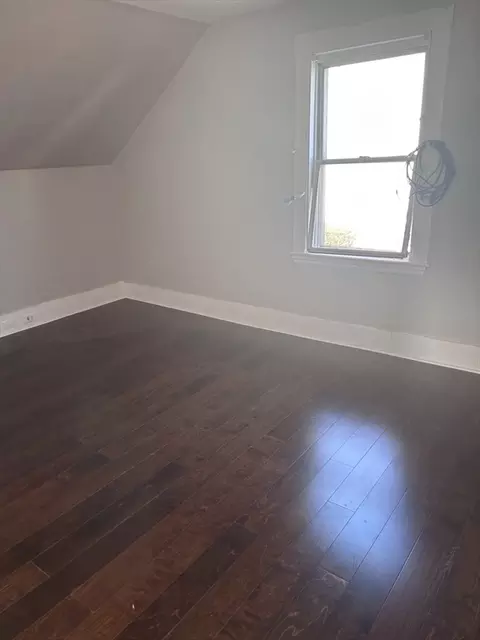 5 Pearl St, Gloucester, MA 01930 photo 8