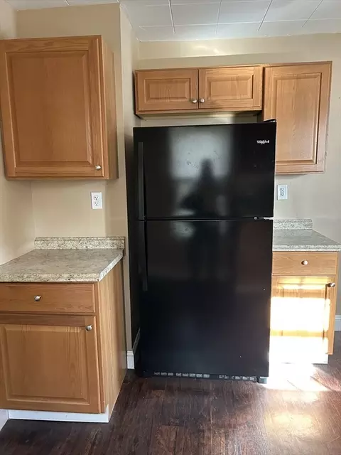 21 Clifton Ave, Springfield, MA 01105 photo 7