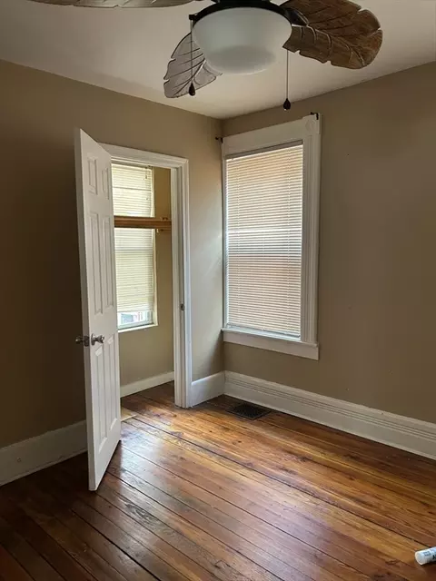 21 Clifton Ave, Springfield, MA 01105 photo 16