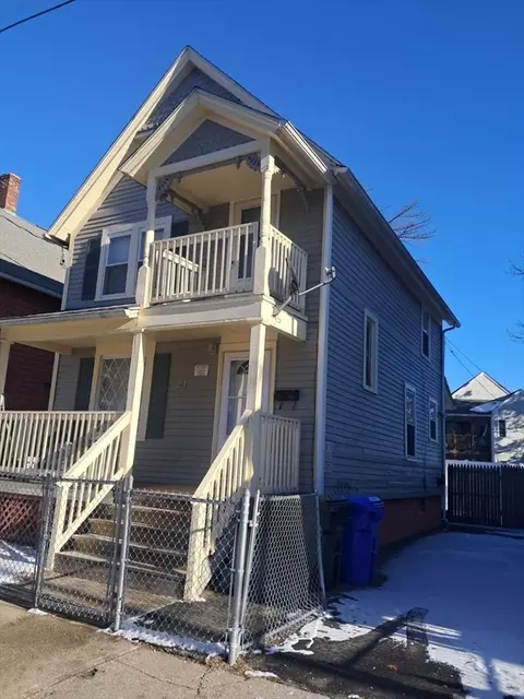 21 Clifton Ave, Springfield, MA 01105