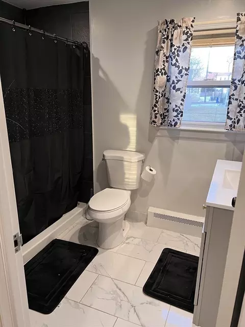 281 Roosevelt Ave, Springfield, MA 01118 photo 5