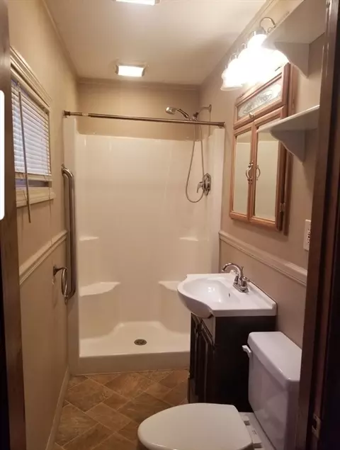 Bath - 1 Burton St, Worcester, MA 01607 photo 2 of 2