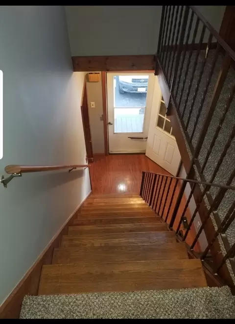 Entry Way - 1 Burton St, Worcester, MA 01607 photo 4 of 4