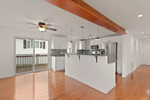 190 Reney St, Fall River, MA 02723 photo 5