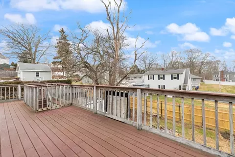 190 Reney St, Fall River, MA 02723 photo 25