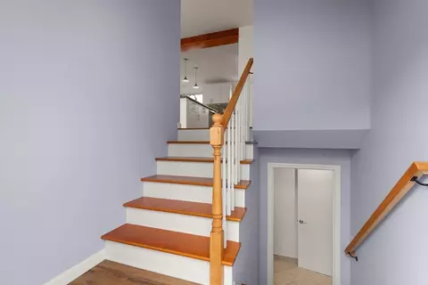 190 Reney St, Fall River, MA 02723 photo 3