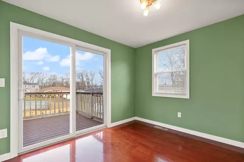 190 Reney St, Fall River, MA 02723 photo 11