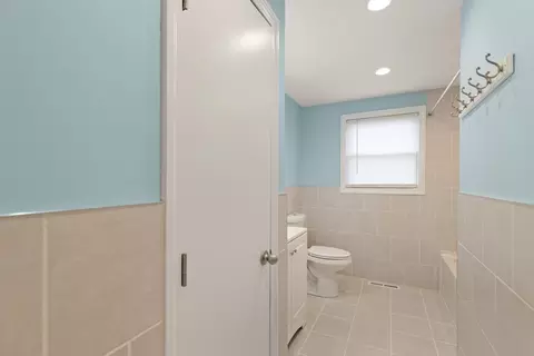 190 Reney St, Fall River, MA 02723 photo 14