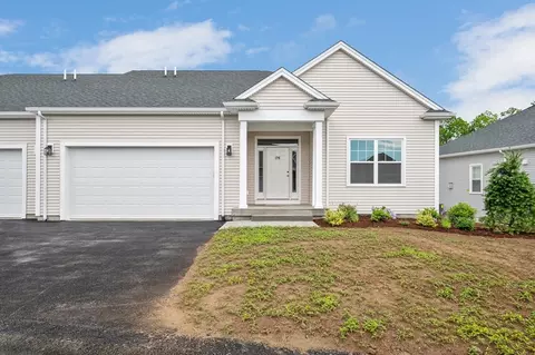 62 Crestwood Cir #33, Northbridge, MA 01534