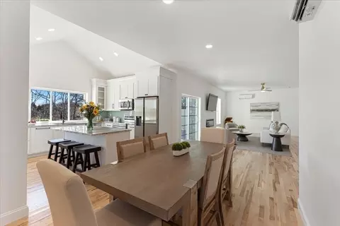 Dining - 3 Apple St, Wareham, MA 02571 photo 1 of 1