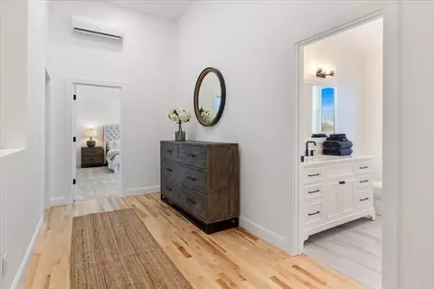 Entry Way - 3 Apple St, Wareham, MA 02571 photo 4 of 4