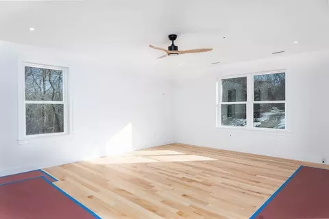 Bedroom - 3 Crest Ave, Worcester, MA 01607 photo 6 of 8