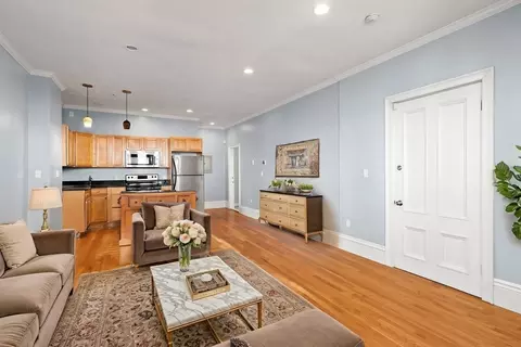 5 Beale St #1, Dorchester Center, MA 02124