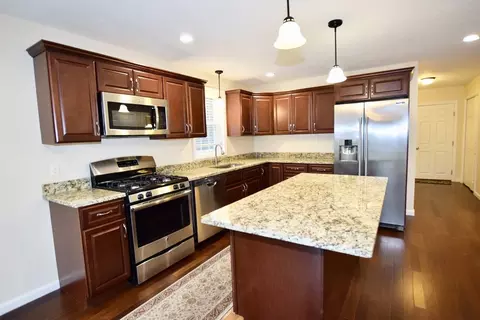 60 Cedar St, Middleboro, MA 02346 photo 10