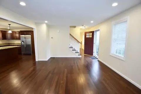 60 Cedar St, Middleboro, MA 02346 photo 3