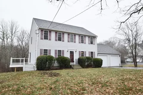 60 Cedar St, Middleboro, MA 02346 photo 2