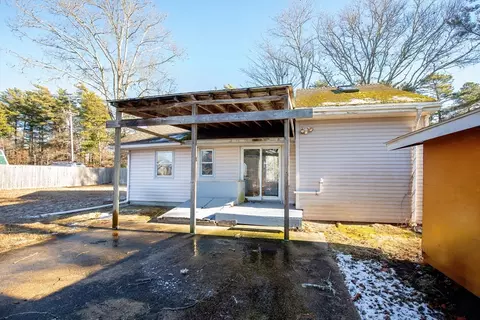 74 Glen Charlie Rd, Wareham, MA 02538 photo 4