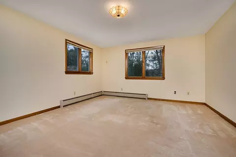 Bedroom - 47 Ashley Cir, Easthampton, MA 01027 photo 2 of 5