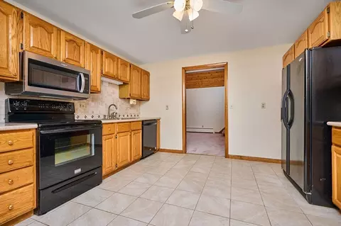 Kitchen - 47 Ashley Cir, Easthampton, MA 01027 photo 1 of 2