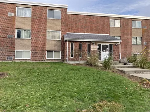 2088 Phillips Rd #19, New Bedford, MA 02745