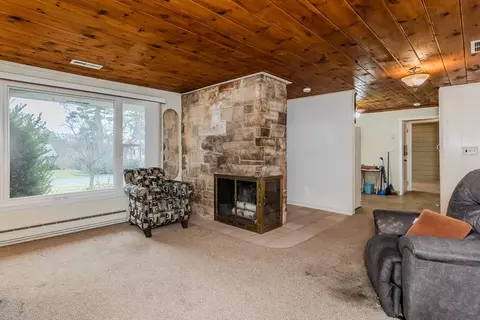411 Forest Hills Rd, Springfield, MA 01128 photo 11
