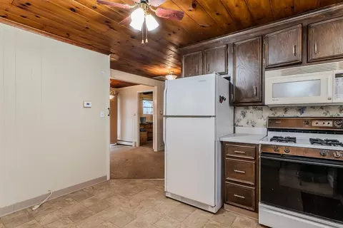 411 Forest Hills Rd, Springfield, MA 01128 photo 18
