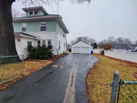 66 Redlands, Springfield, MA 01104 photo 3