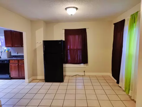 66 Redlands, Springfield, MA 01104 photo 12