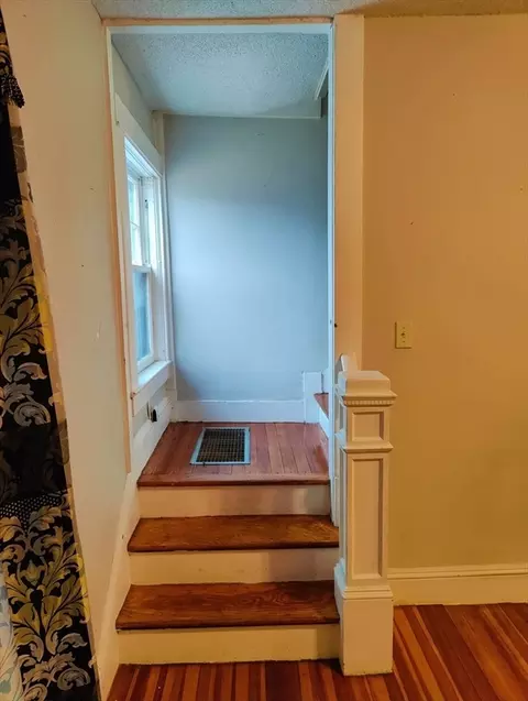 66 Redlands, Springfield, MA 01104 photo 18