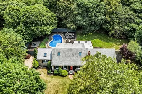 46 Marie-ann Ter, Barnstable, MA 02632