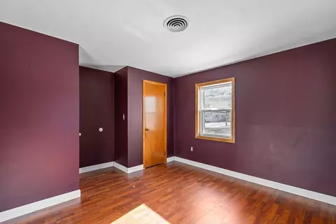7 Keddy St, Easthampton, MA 01027 photo 13