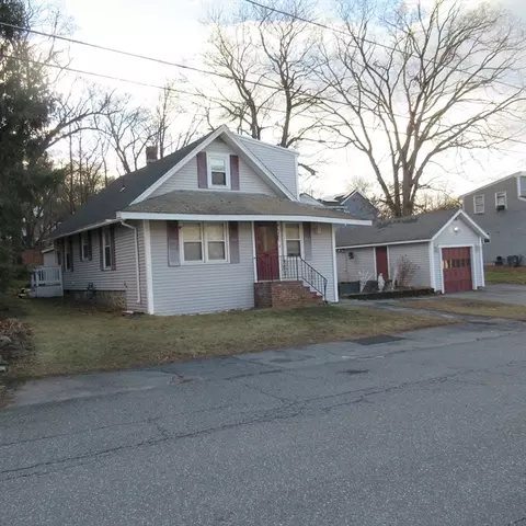 258 Dracut St, Dracut, MA 01826